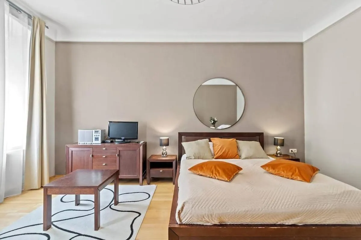 Neben Augarten I 5 Min To Metro I 10 Min To City Vienna Apartment