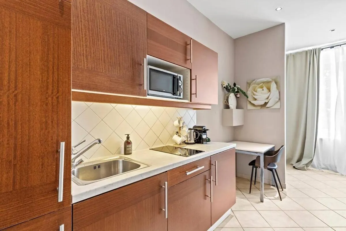 Neben Augarten I 5 Min To Metro I 10 Min To City Vienna Apartment